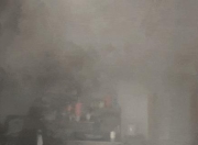 老父亲在家熬出“氛围感”猪油消防提示：用火不离人离人请关火